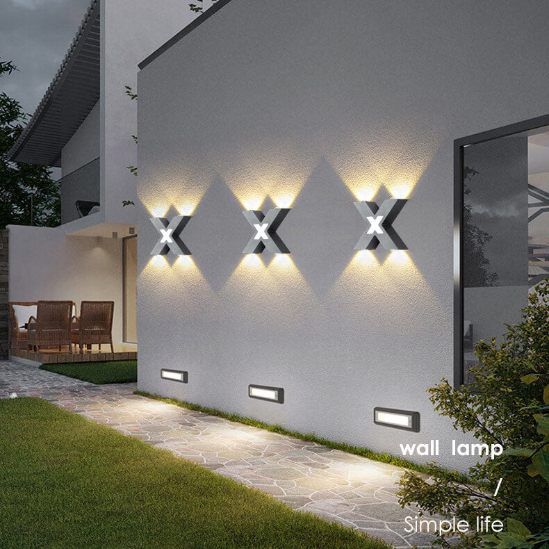 Luminex: Applique LED Impermeabile a Forma di X con 4 Luci per Esterni – Design Moderno e Efficiente