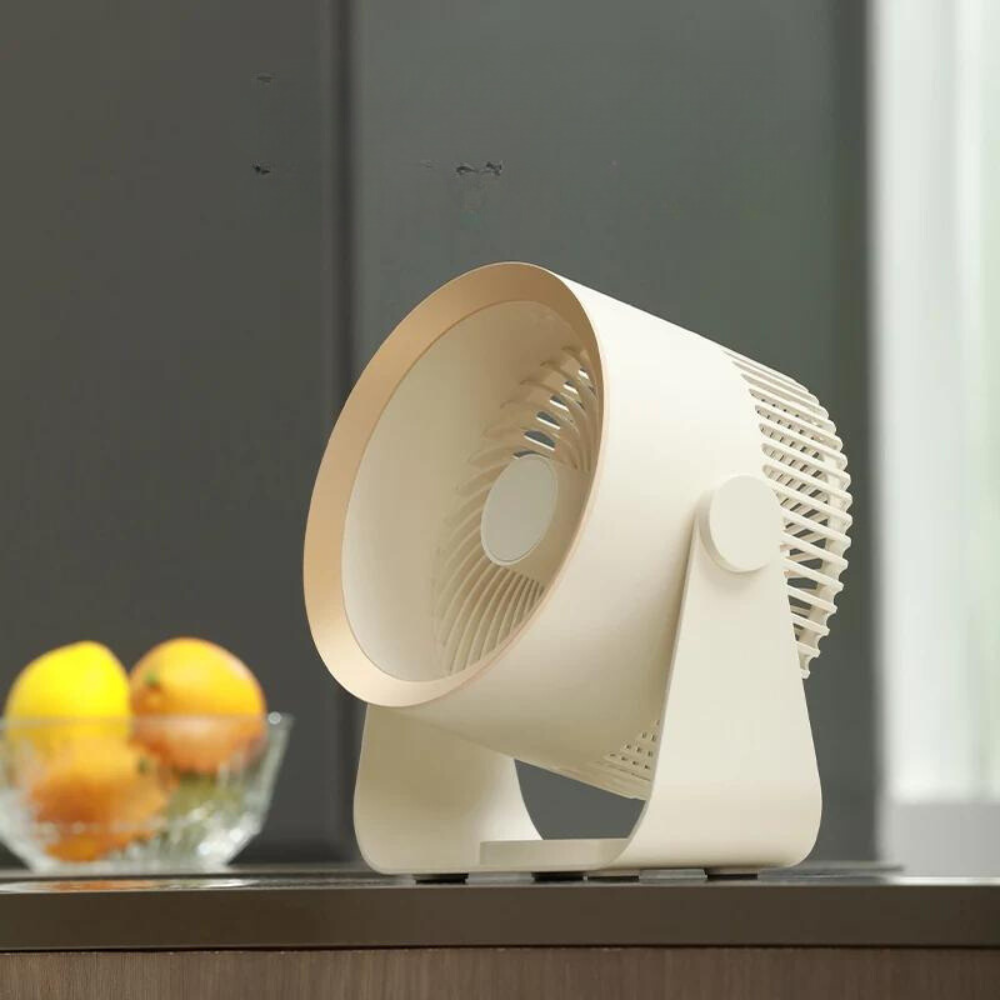 BreezeFlow: Ventilatore USB Portatile per Rinfrescarsi e Rimanere Confortevoli in Movimento