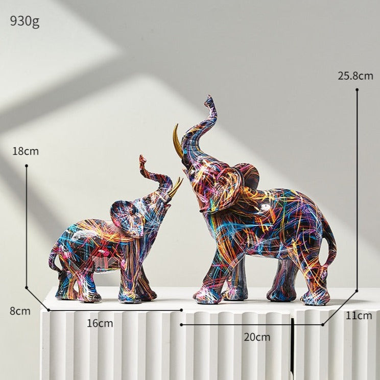 Elefante Vrimlo: Statua Dipinta in Stile Nordico per Arredare con Eleganza e Creatività