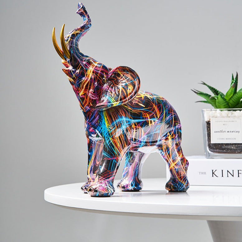 Elefante Vrimlo: Statua Dipinta in Stile Nordico per Arredare con Eleganza e Creatività