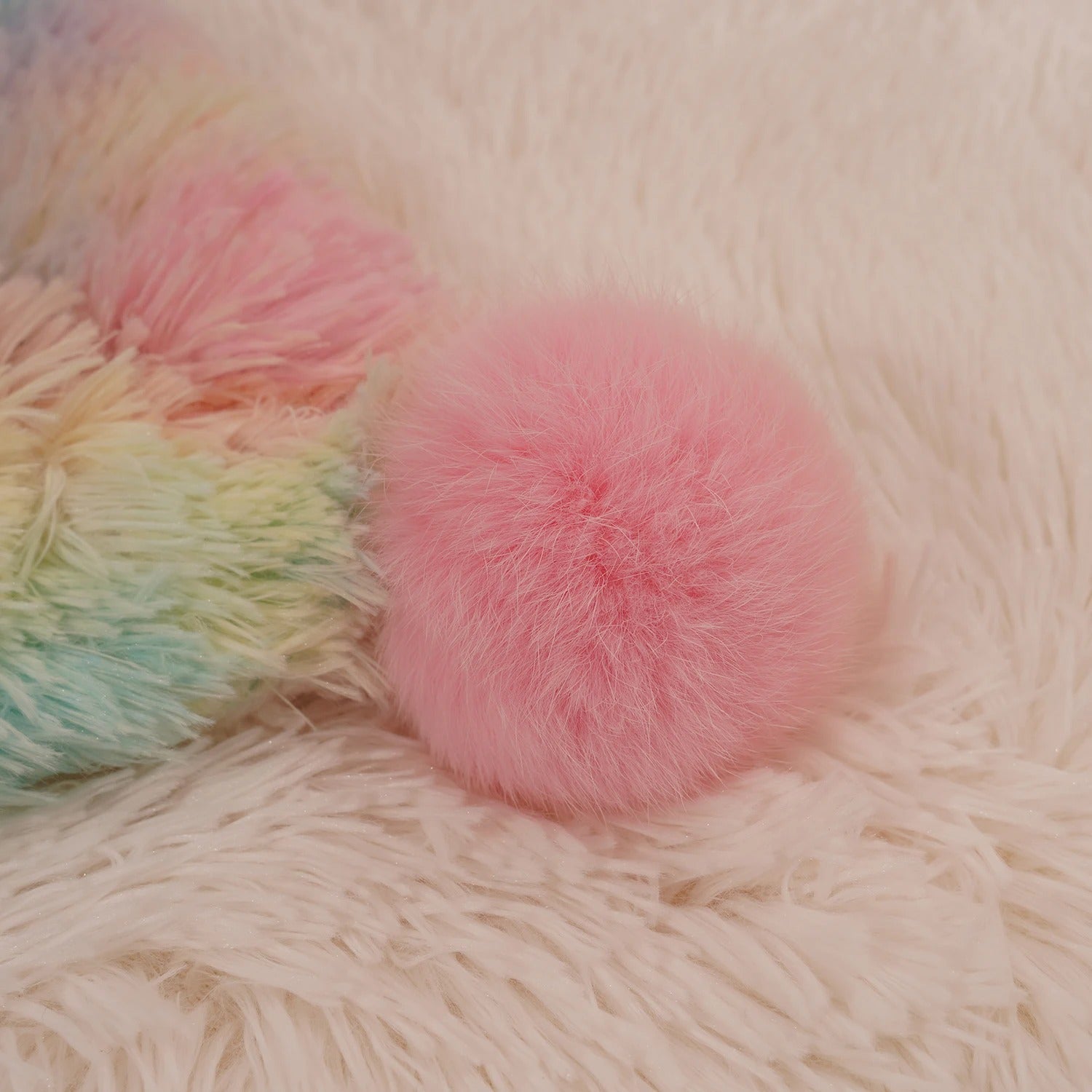 Cocoon Bliss - Coperta Fluffy Arcobaleno per Comfort e Stile in Ogni Stanza!